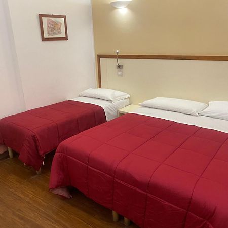 Hotel Dedoni Cagliari Kültér fotó